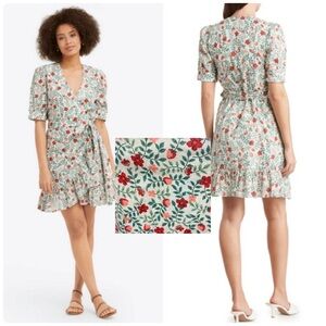 NWT Draper James Floral Reba Wrap Dress in Strawberry Field Silver Metallic Sz 4